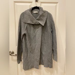 White warren grey sweater crowl neckline cardigan cozy